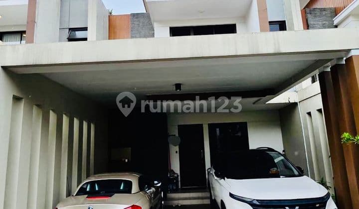 Rumah Dua Lantai di Podomoro Golf Vie Cimanggis Furnish