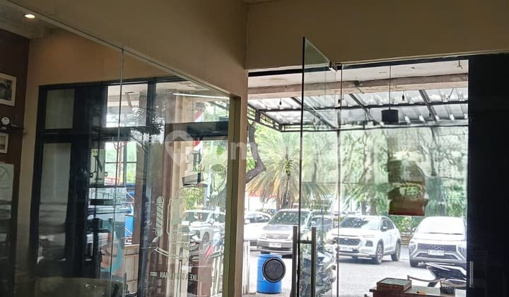 Dijual Ruko Cemara 3 Lantai Cocok Usaha & Investasi di Kota Harapan Indah