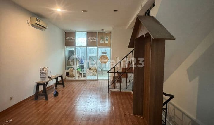 Dijual Ruko Bulevar Hijau - Full Renovasi & Siap Pakai