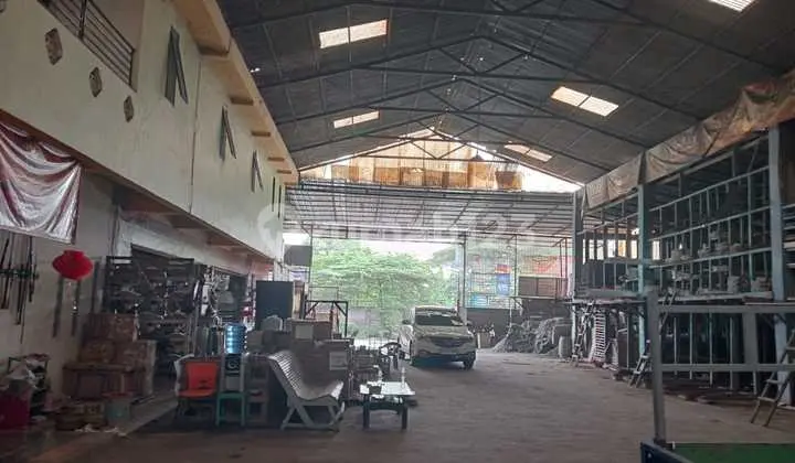 Dijual Cepat Gudang Strategis di Jalan Raya Pasar Kemis - Tangerang