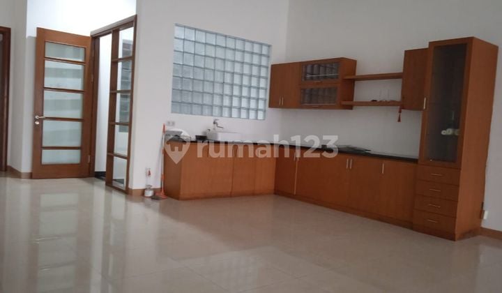 Luxury Spacious Well-Maintained House in Cigadung Dago Cluster Area