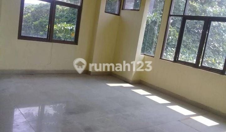 Disewakan Ruko Strategis Siap Pakai Sayap Cikutra Bandung