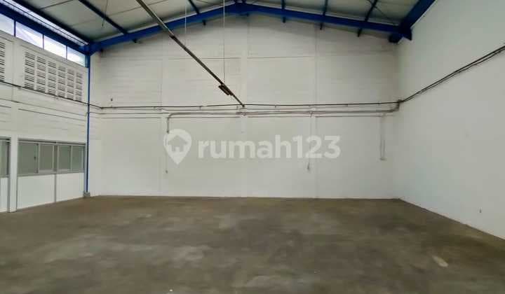 Gudang Bagus Luas 200m2an Dekat Pintu Tol Kopo