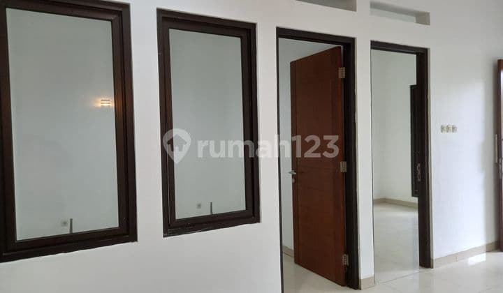 Dijual Rumah Minimalis Modern Di Komplek Batununggal