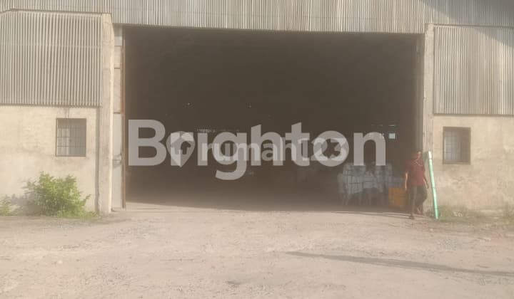 Warehouse rental for goods