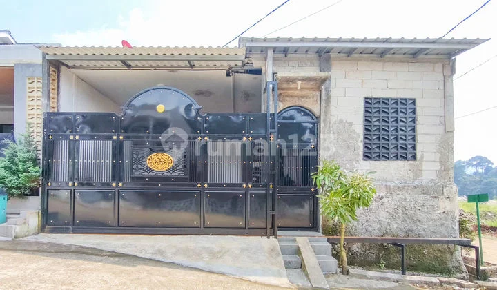 Well-Maintained 106 sqm House, 18 Minutes to Ciawi Bus Terminal, Flood-Free J43699