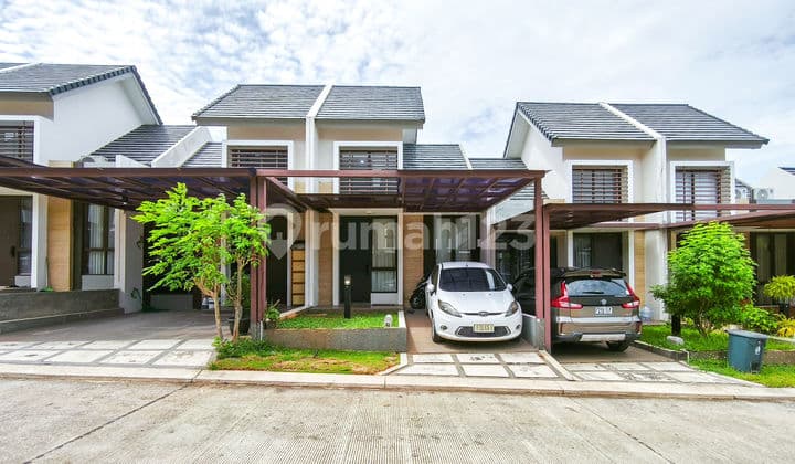 Rumah 10 Menit ke Gerbang Tol Cimanggis Hadap Utara Dibantu KPR J-38342