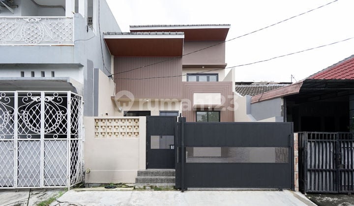 Rumah 2 Lantai di Bekasi 18 Menit ke Stasiun SHM Hadap Selatan J42014