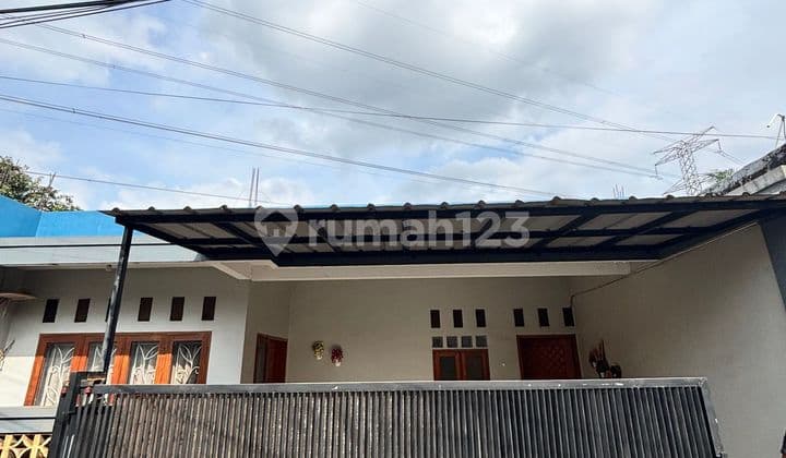 Rumah Tanah Luas 12 Menit ke Ciputra Mall Cibubur Bebas Banjir J40729