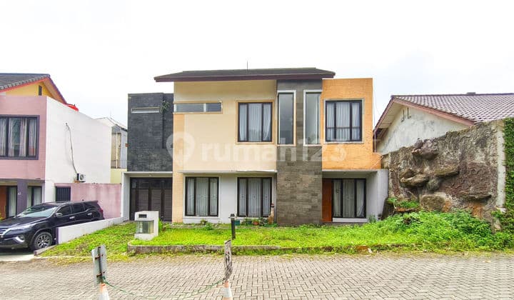 House LB 201 SHM 8 Minutes to Transpark Mall Bintaro Assisted by KPR J-46146