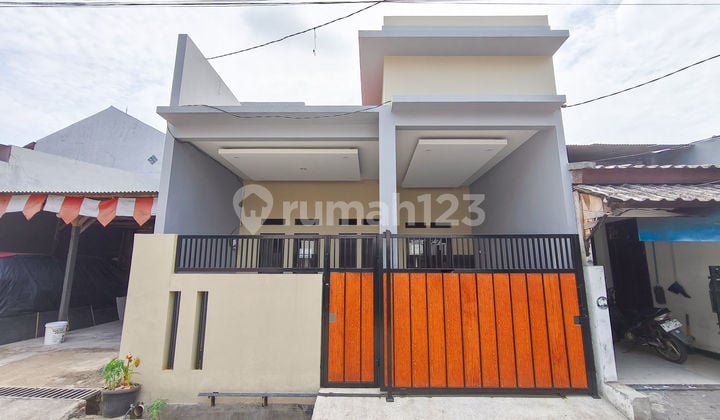 Rumah 10 Menit ke Plaza Taman Harapan Baru SHM Dibantu KPR J-32211