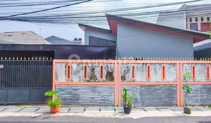 Rumah LT 189 Hadap Selatan 10 Menit ke Aeon Mall Tanjung Barat J-46532