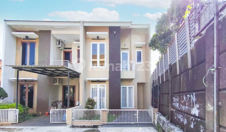 Rumah Baru Renov 9 Menit ke Gerbang Tol Jelupang 2 Lt Siap Huni J34720