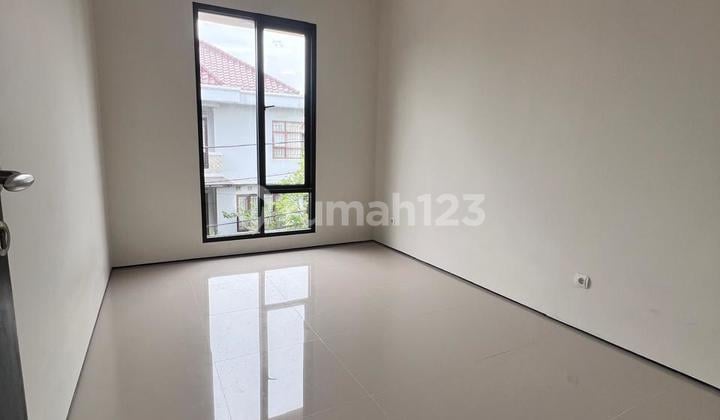 Rumah Baru Cantik Siap Huni Di Bintaro Jaya