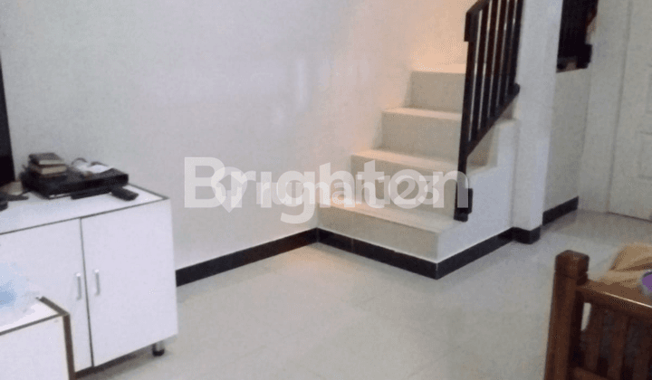 Gading tutuka, dekat dengan gerbang tol Soroja