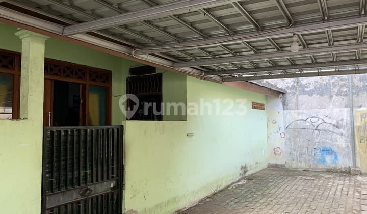 Rumah & Kontrakan 8 Pintu Jl Gurame 1 , Karawaci , Tangerang