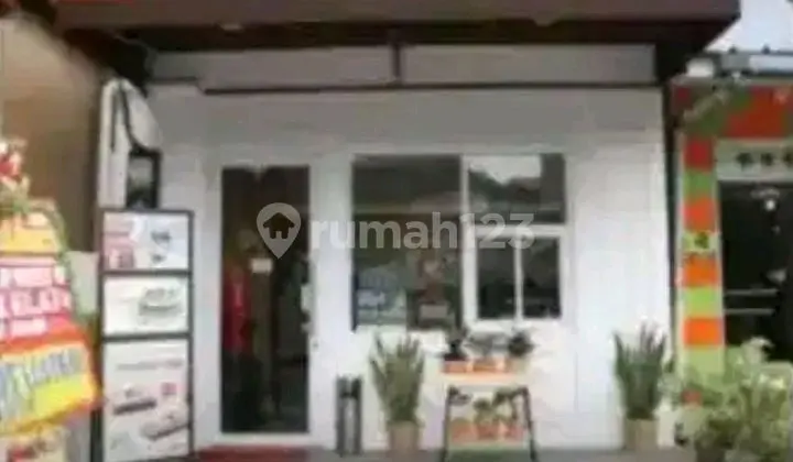 Cheapest, Commercial Space Former Shop at Ahmad Dahlan Keb Baru South Jakarta