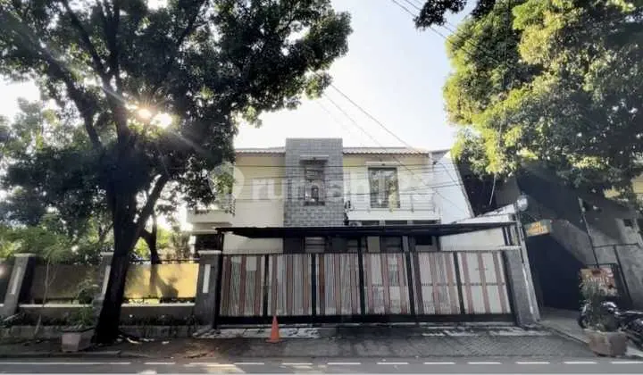 Dijual Rumah Siap Huni Cocok Untuk Hunian & Usaha Di Panglima Polim Kebayoran Baru Jakarta Selatan
