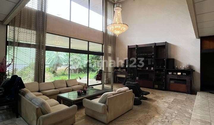 Dekat Scbd, Dijual Rumah Siap Huni di Permata Hijau Jakarta Selatan