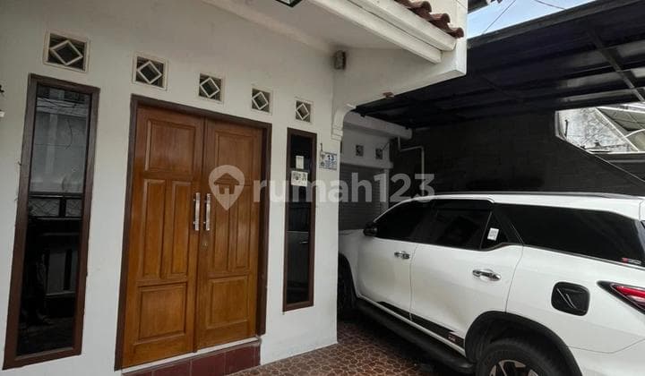 Rumah Cantik Minimalisdekat Asem Baris Kebon Baru Tebet Akses 1 Mobil