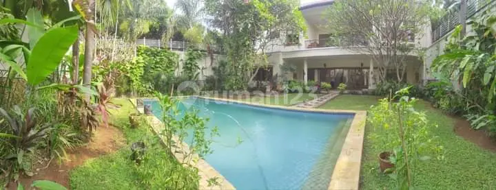 Dijual Rumah Siap Huni di Kemang Jakarta Selatan