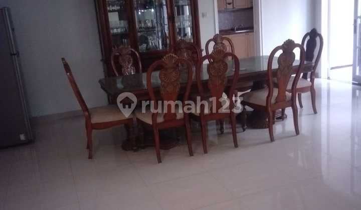 Dekat Senayan City, Dijual Rumah Siap Huni di Hang Lekir Keb Baru Jakarta Selatan