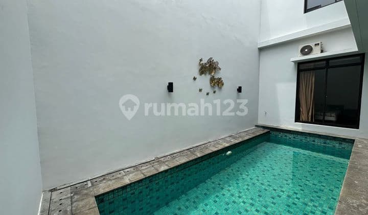 Near MRT, For Rent, Ready-to-Occupy House in Lebak Bulus, South Jakarta