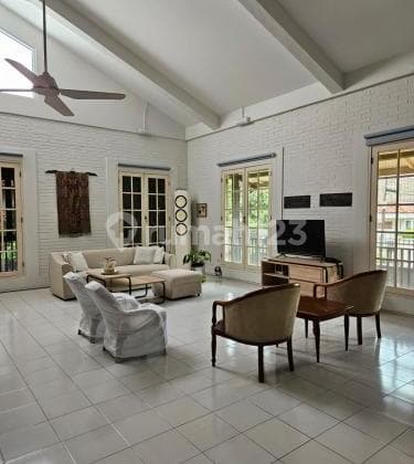 For Sale: Fully Furnished / Ready-to-Occupy House, Strategic Location & Flood-Free in Megapolitan Cinere Estate, Depok.