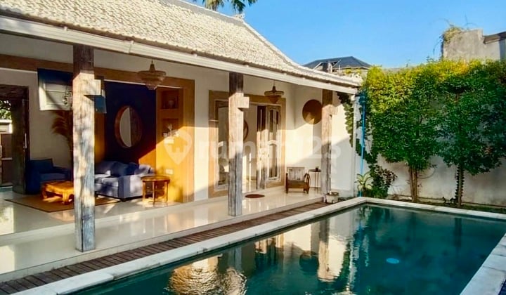 Modern and Spacious Fully Furnished Villa Ready to Live in Canggu