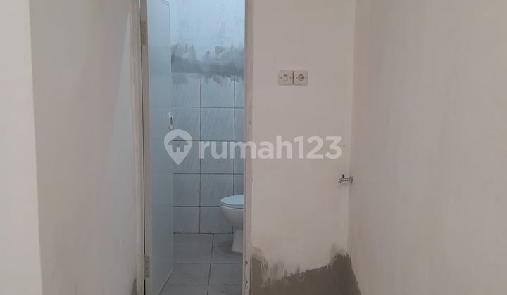Rumah Murah Semi Furnished 10 Menit ke Airport