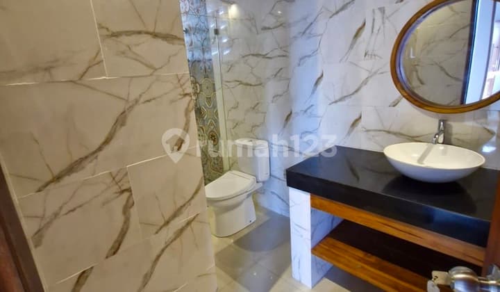 Villa Modern Siap Huni di Goa Gong