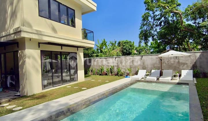 Villa Modern,Luas dan Fully Furnished Siap Huni di Umalas