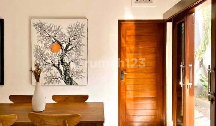 Beautiful, Spacious, and Clean House Ready to Live In, 15 Minutes to Jimbaran Beach