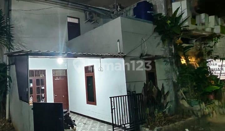 For Sale House In Villa Mutiara, Bintaro