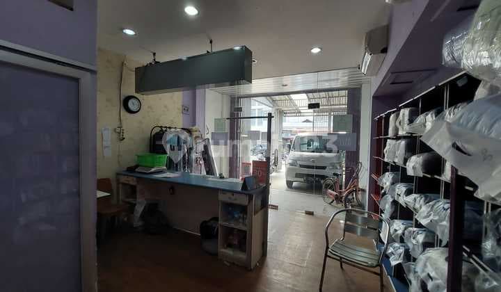 Shop House, Busy Area, Kebayoran Baru, South Jakarta