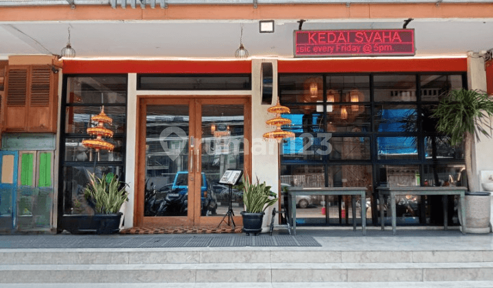 For Sale: Attached Shophouse Including Restaurant Business in South Jakarta