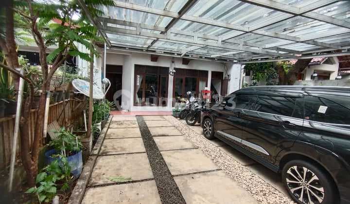 Rmh Tinggal Lantai Atas Kos 13 Kamar di Cikini Jakpus