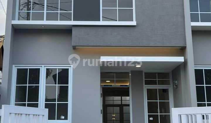Rumah Baru Keren Minimalis di Arcamanik