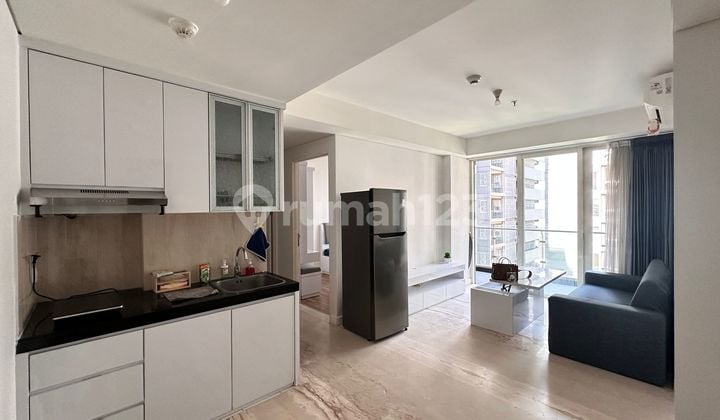 Landmark Apartment 3 BR Furnished Cheap 8th Floor