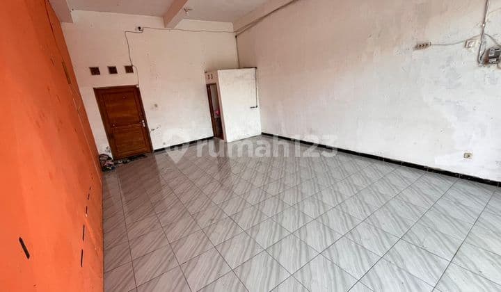 Ready-to-Use Strategic Location by the Bustling Mayor Kusmanto Main Road