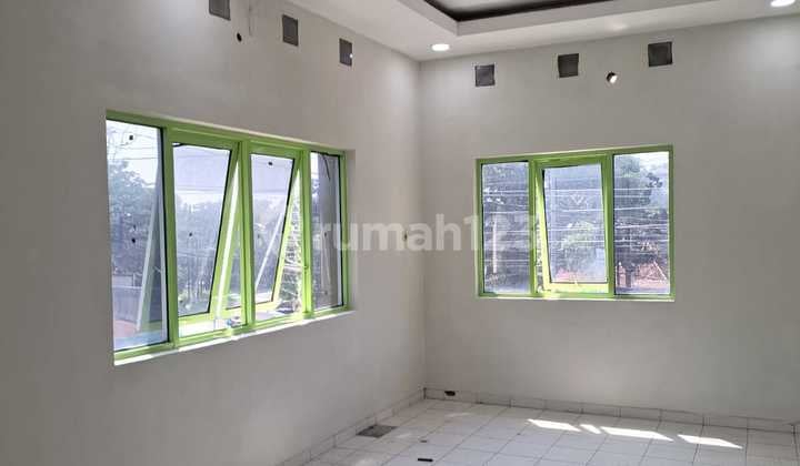 Ruko 2Lantai Siap Pakai Lokasi Sangat Strategis di Pinggir Jalan Raya Ngaliyan