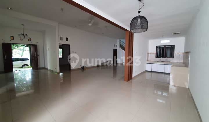 Rumah Bagus Cluster Bangunan 1.5Lantai Siap Huni Strategis Dekat Gor Manunggal Jati