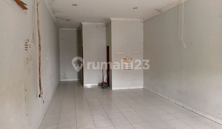 Ruko Siap Pakai Strategis Cocok untuk Usaha atau Kantor