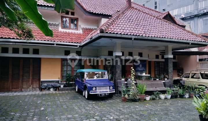 Hot Properti Komersil Area Dekat Kampus di Dago Bandung