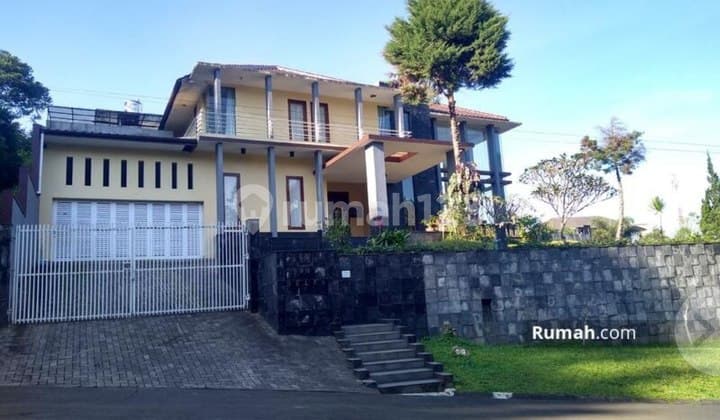 Elite Setiabudi Bandung Complex Luxury House