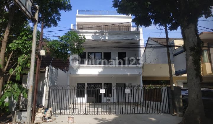 Ruko Baru Cocok Untuk Retail Atau Kantor Sayap Riau Bandung