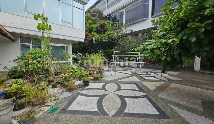 Rumah Samping Jalan Dibawah Njop Di Pajajaran Kota Bandung