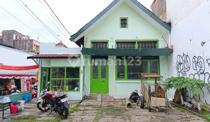 Ruang Usaha Strategis Di Asia Afrika Kota Bandung