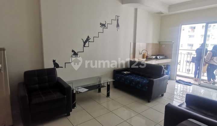 Mediterranean Garden Residence 2-Story Apartment Mid-Level View Cp