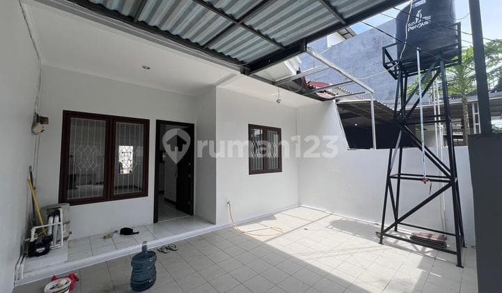 Disewakan Rumah 1 lantai Siap Huni, Full Renovasi, Kresek Indah, Duri Kosambi, Jakarta Barat